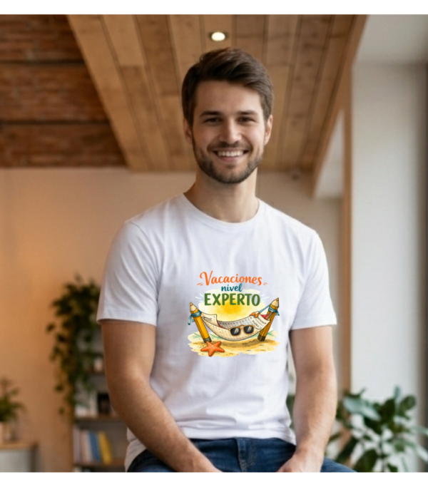 Camiseta PROFE VACACIONES "NIVEL EXPERTO"